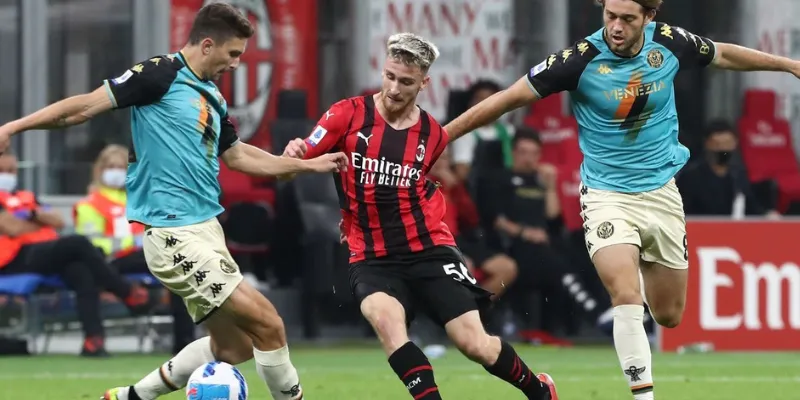 Tổng quan phong độ giữa Venezia vs Milan